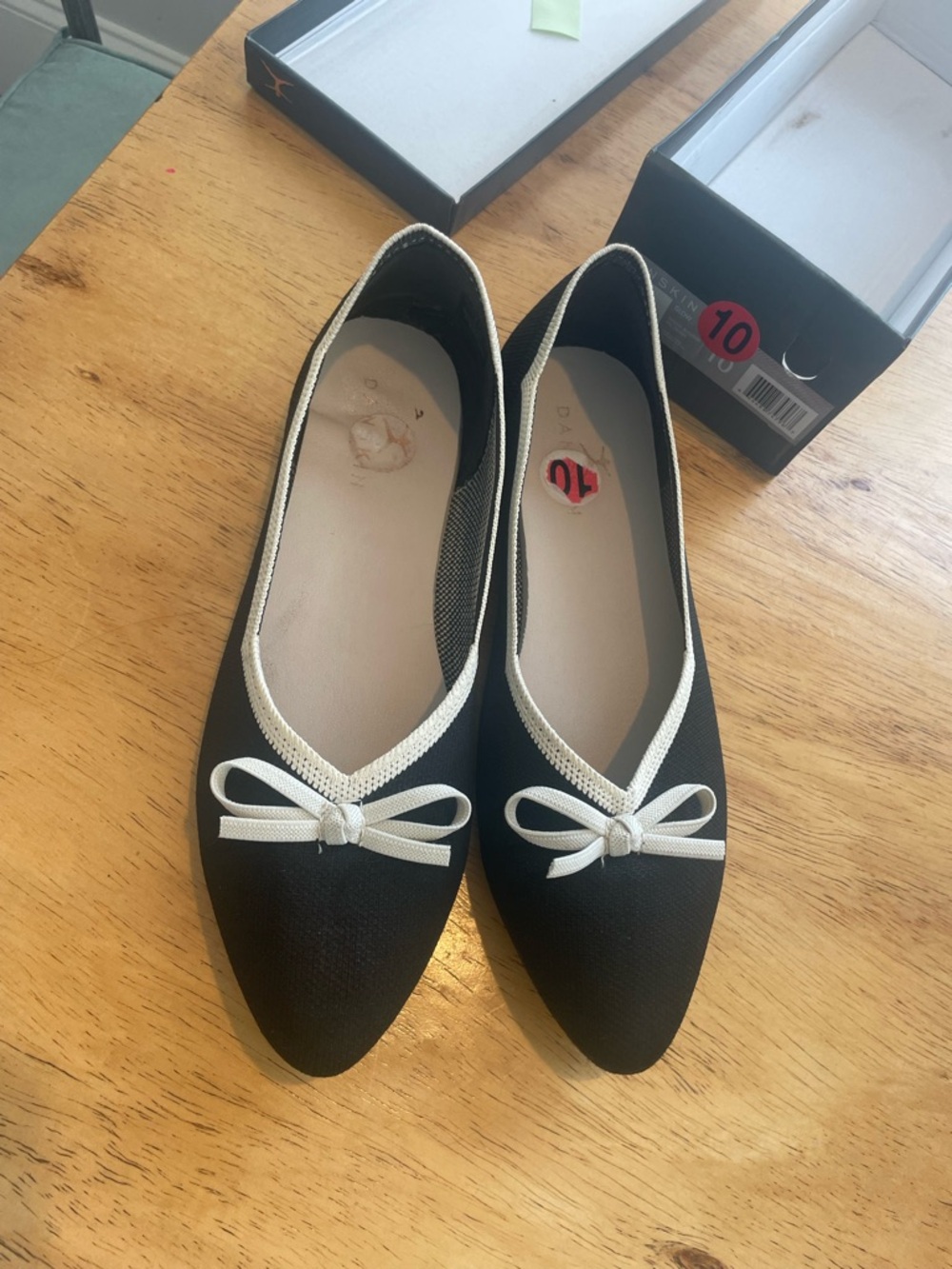 Danskin Black Ballet Flats with Cream Trim and Bow Accent- Size 10